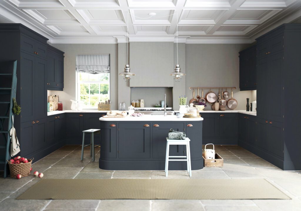 Manor Interiros Dark Shaker U Shaped Kitchen | Totally Kitchens, Southampton