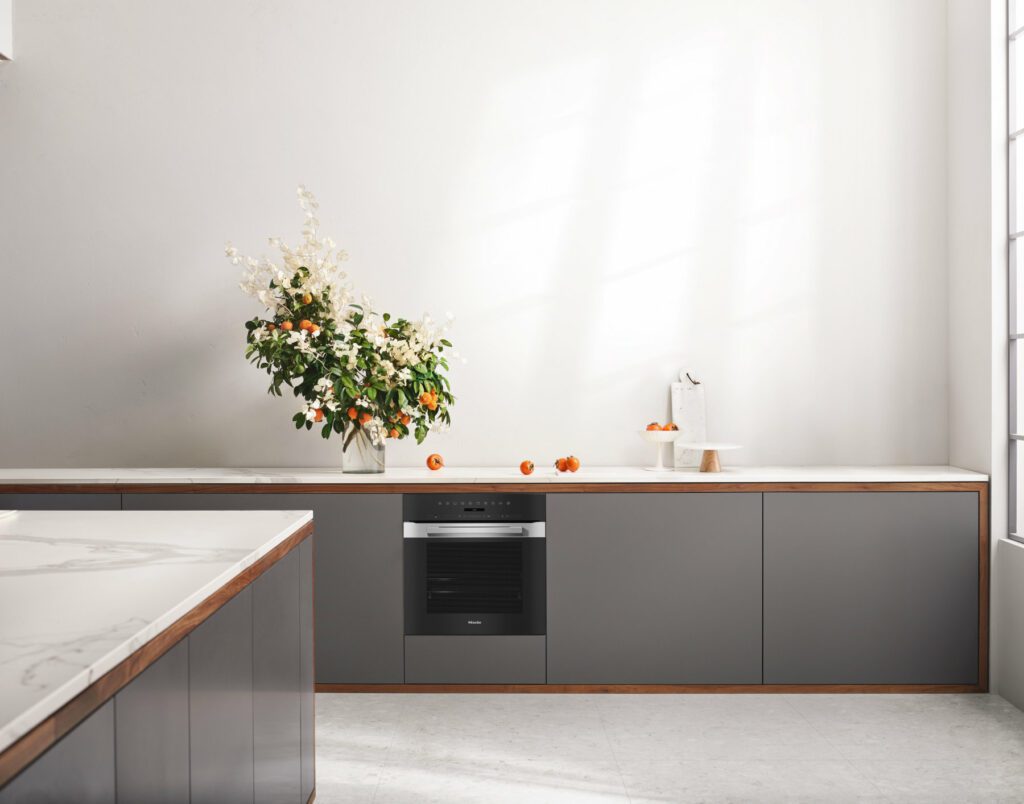 20000155870 | ColeRoberts, Loughborough