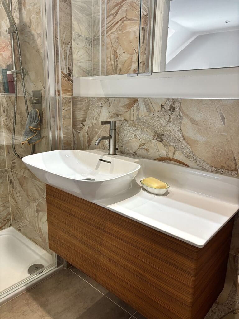 Suble Botanical Ensuite with Warm Neutrals