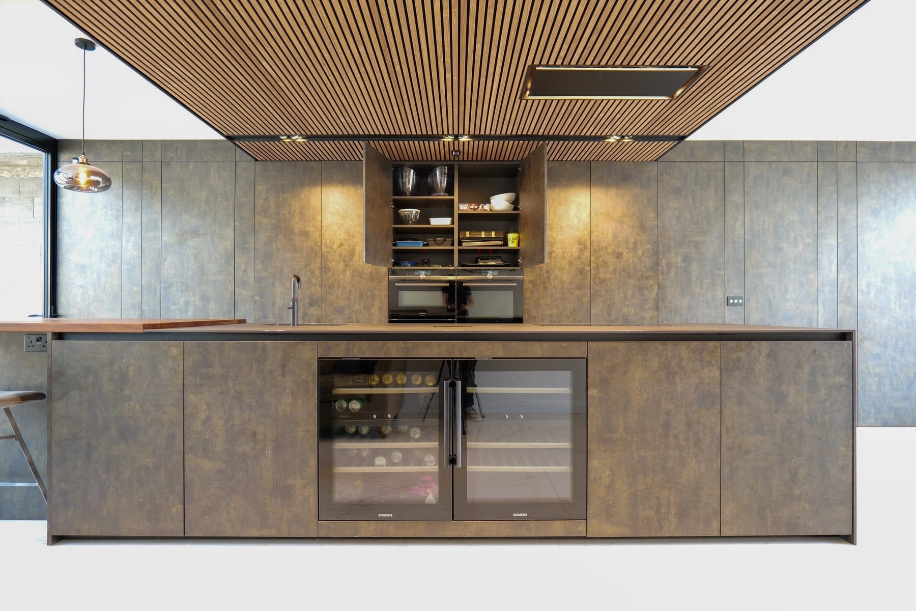 Modern Open Plan Kitchen & Living Space