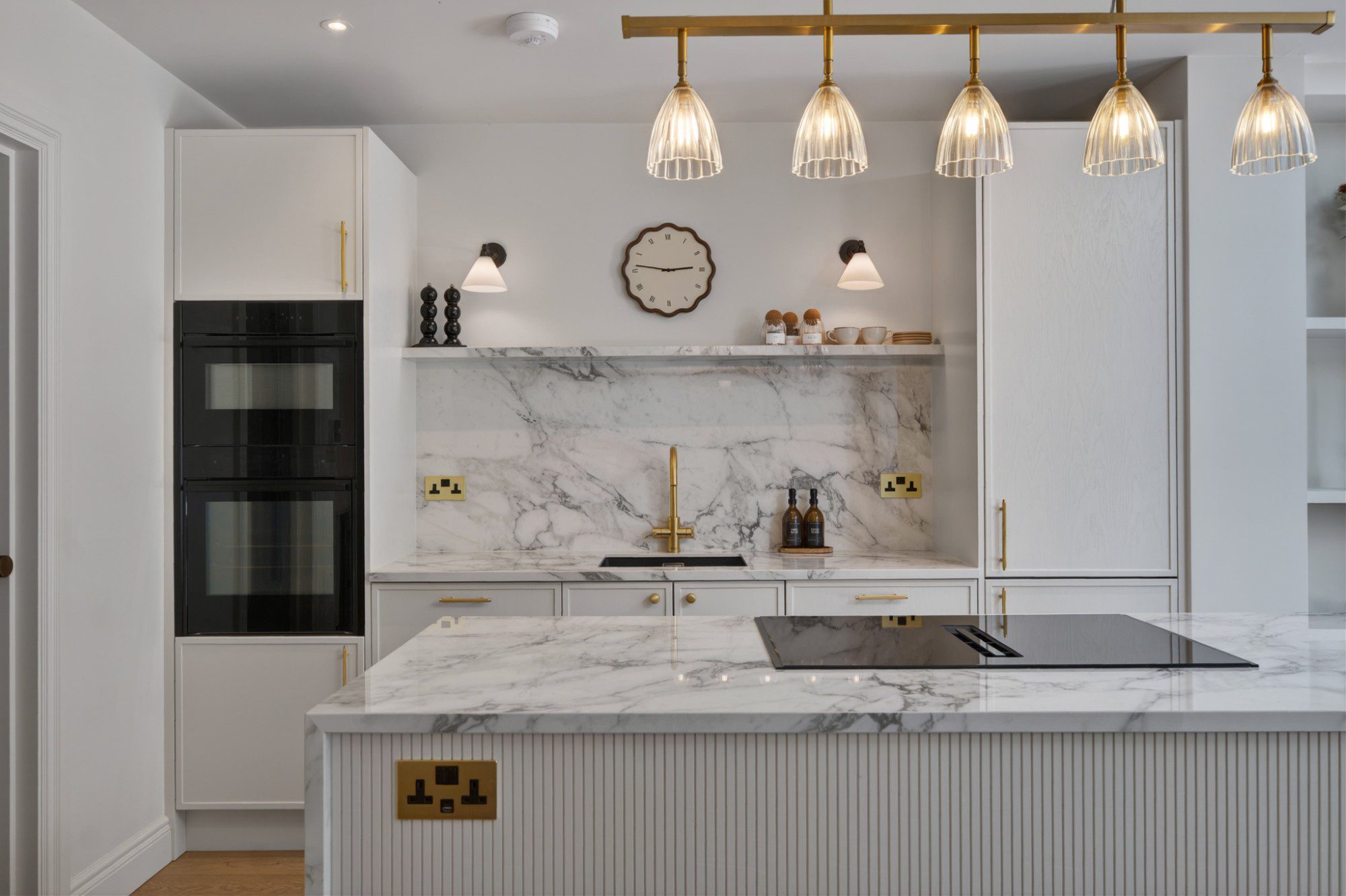 Modern Light Painted Kitchen, Manchester