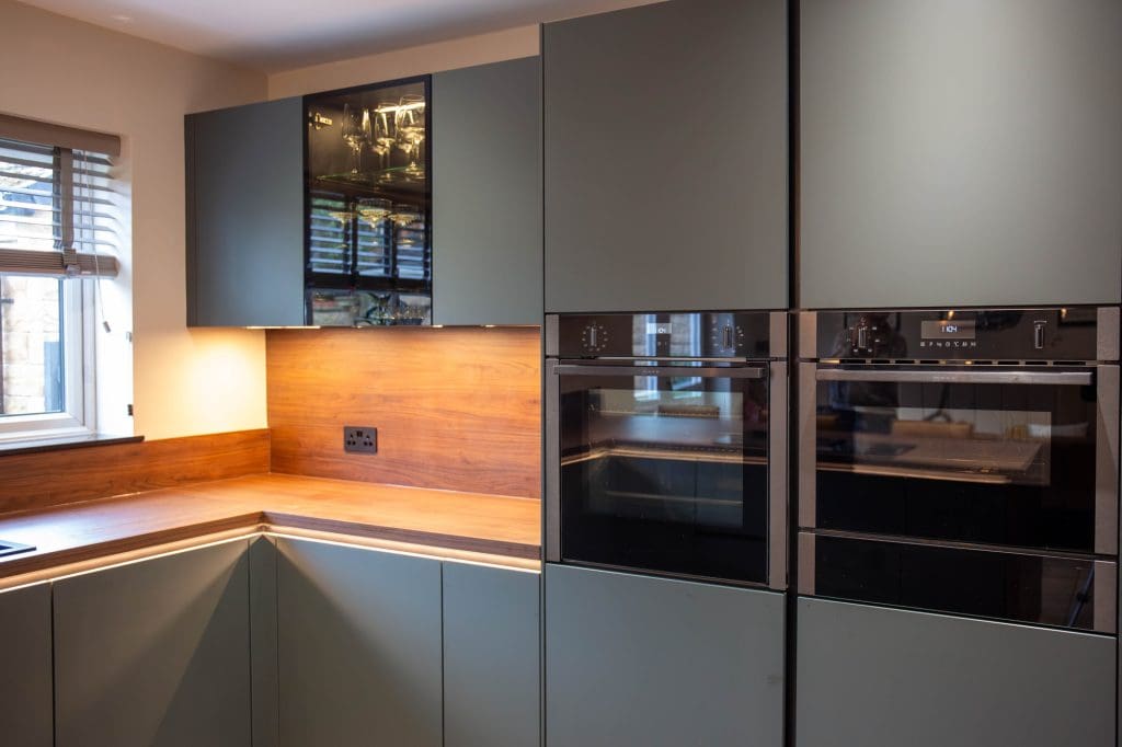 0V7B4179 Enhanced Nr | German Kitchen Outlet, Sheffield