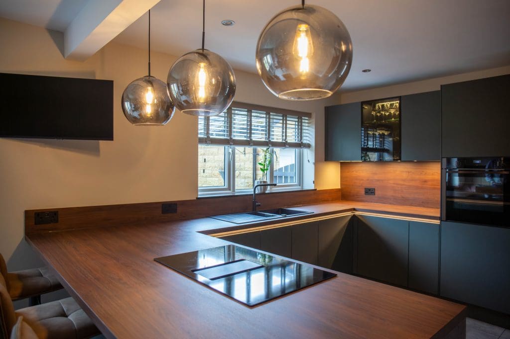 0V7B4233 Enhanced Nr | German Kitchen Outlet, Sheffield