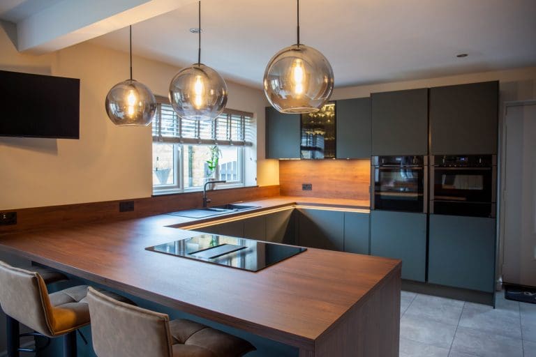 0V7B4245 Enhanced Nr | German Kitchen Outlet, Sheffield