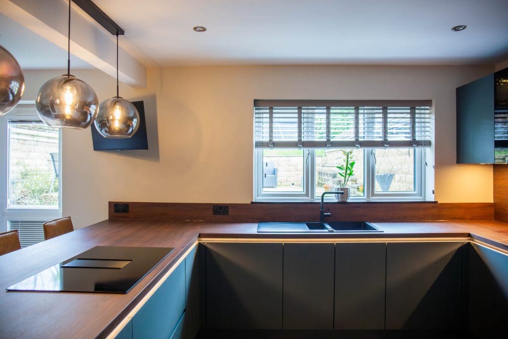 0V7B4253 Enhanced Nr | German Kitchen Outlet, Sheffield