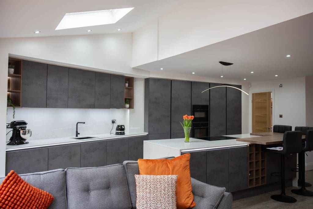 0V7B4705 Enhanced Nr | German Kitchen Outlet, Sheffield