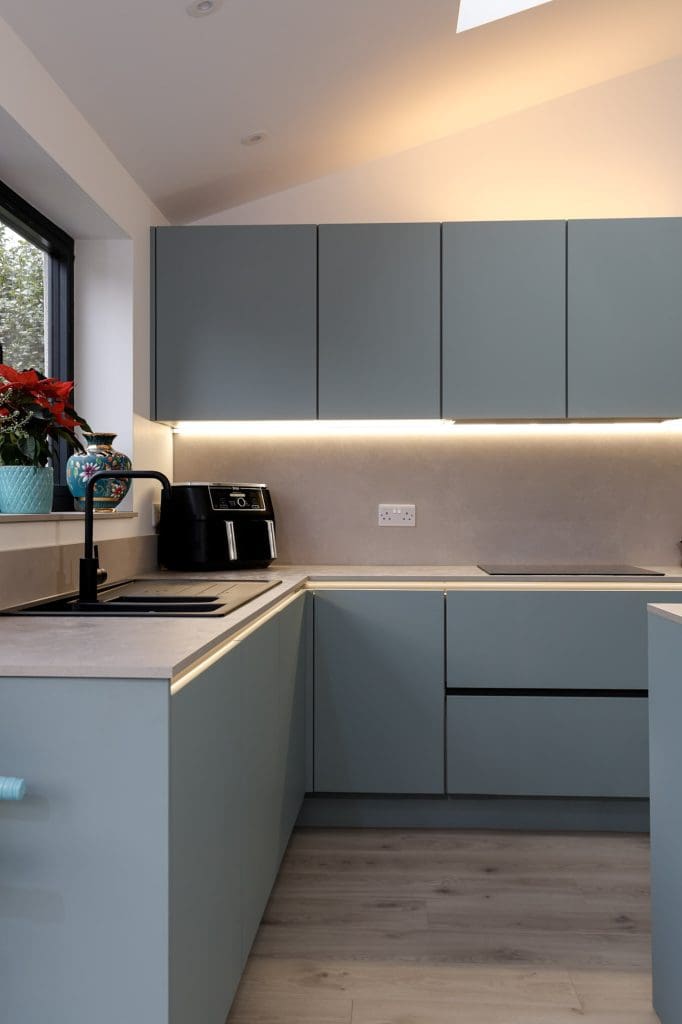 2 6Nh6245 Edit | German Kitchen Outlet, Sheffield
