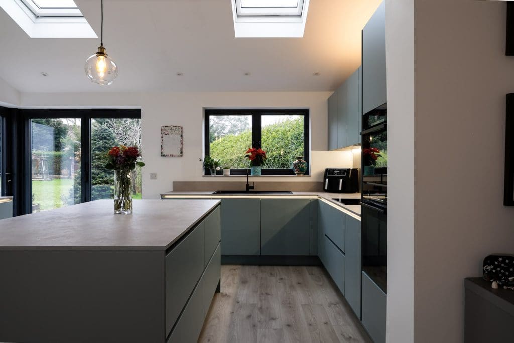 6 6Nh6212 Edit | German Kitchen Outlet, Sheffield