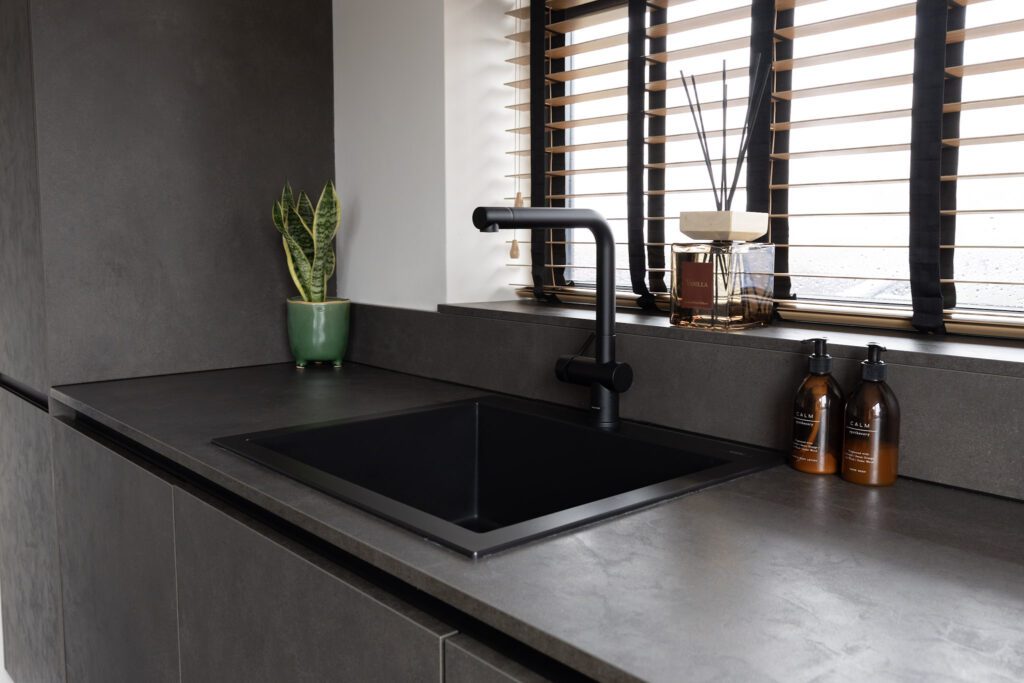 7 6Nh3980 | German Kitchen Outlet, Sheffield
