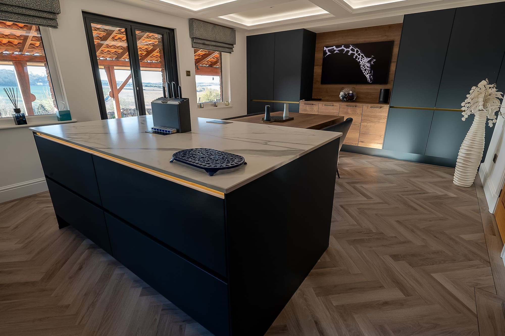 Kk0023 | Lead Wolf, Gotham