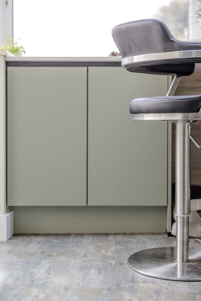 11 6Nh2743 | German Kitchen Outlet, Holmfirth