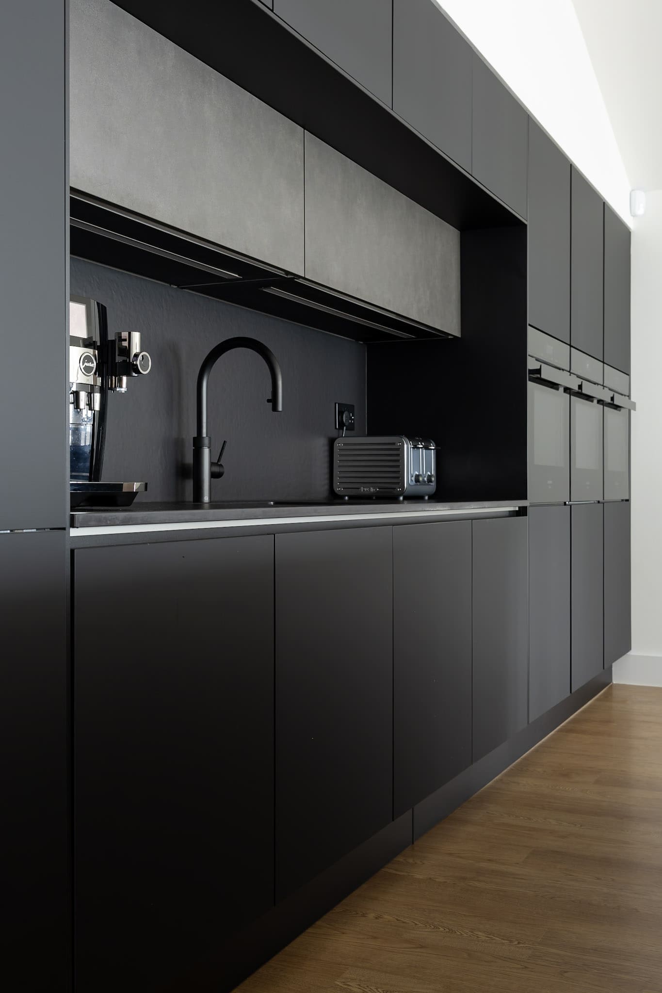 8 6Nh4261 | German Kitchen Outlet, Holmfirth